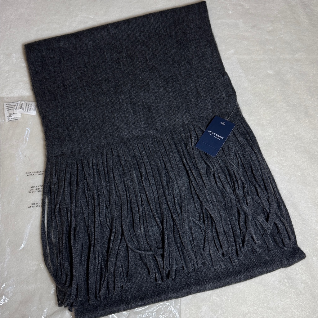 Lucky Brand Charcoal Knit Scarf 15 X 84 Nwt